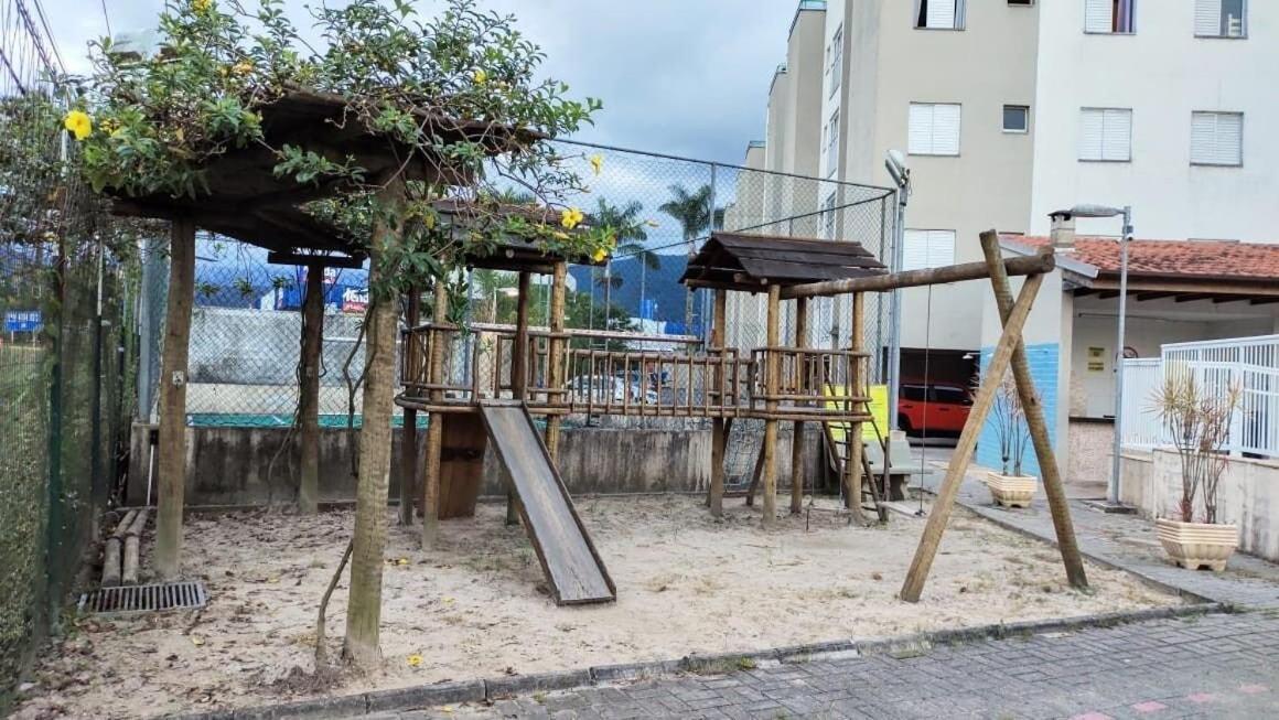 Apartmán Apartamento Com Piscina Churrasqueira Em Ubatuba Exteriér fotografie